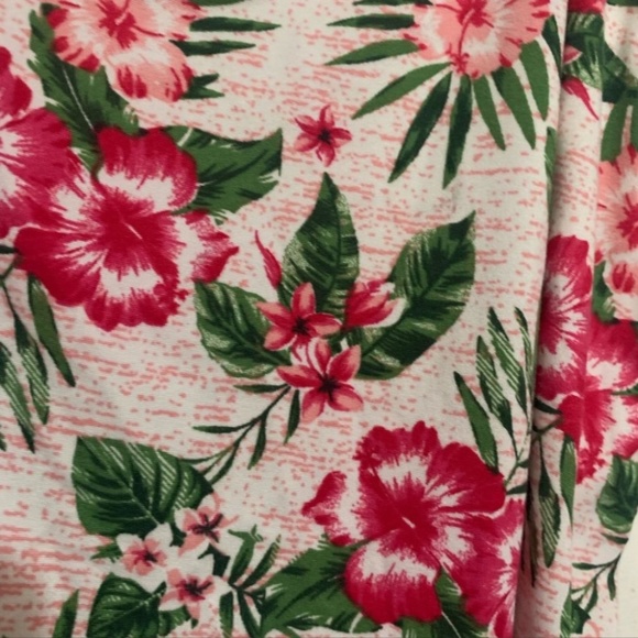 4/$20 Lucy & Laurel Anthro tropical print tank - Picture 4 of 8